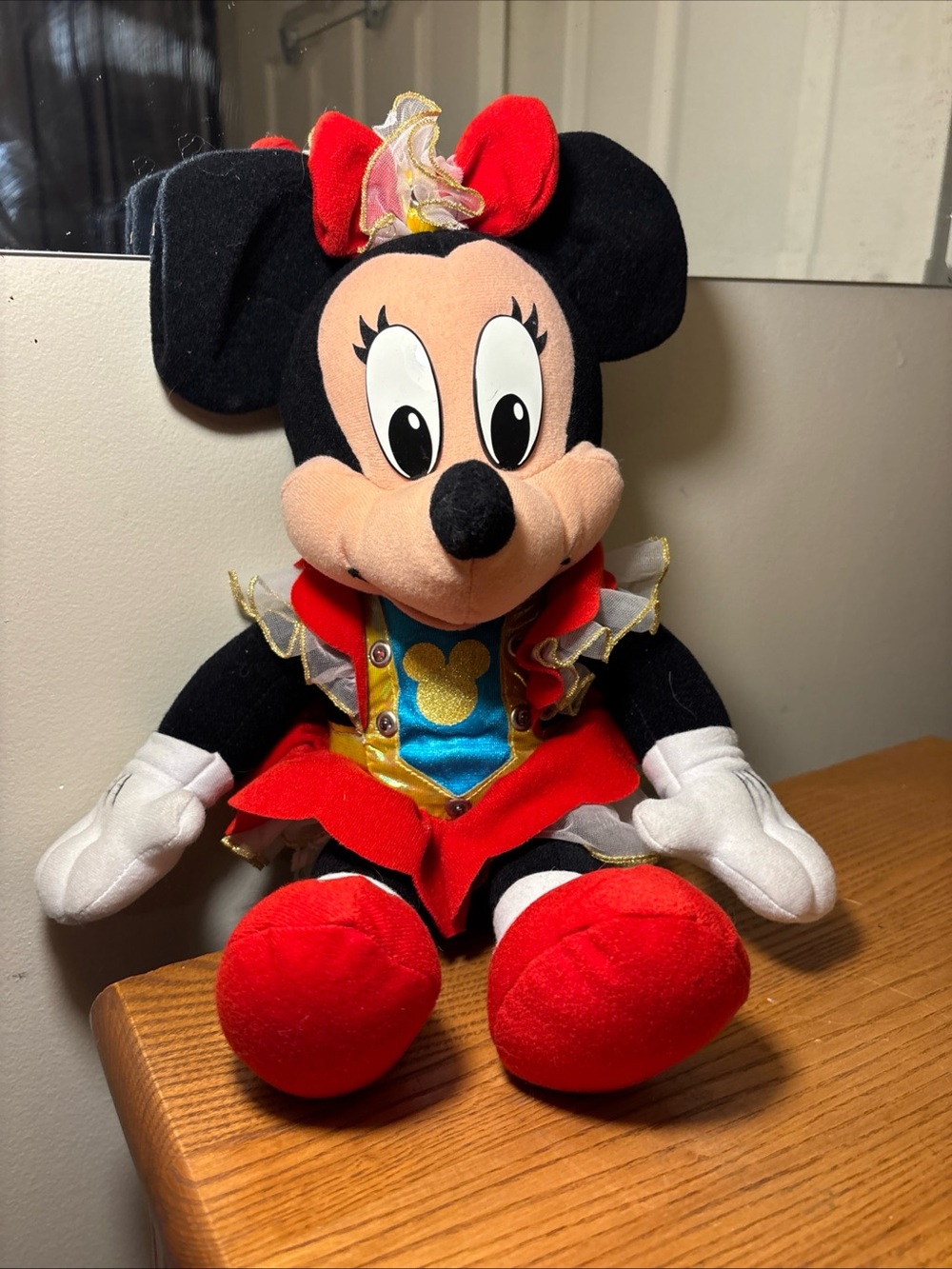 Minnie Mouse Plush Toy - Red Outfit tested lights up